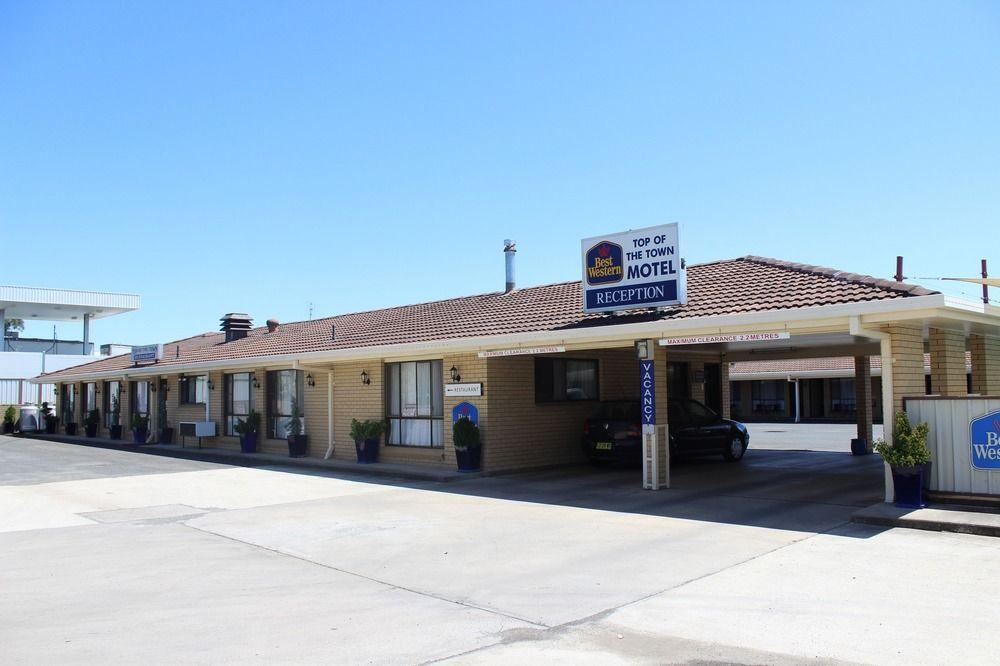 Of The Town Motel 3*