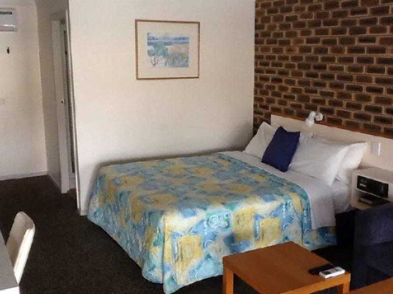 Of The Town Motel Inverell