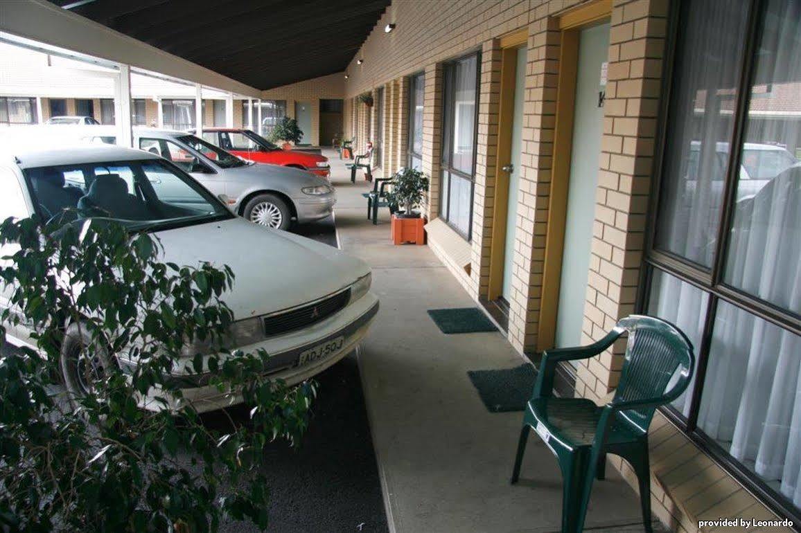 Motel Of The Town 3*
